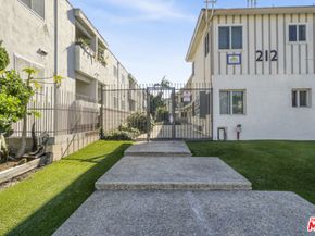 212 E Tamarack Avenue, Inglewood CA 90301