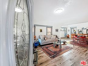 3025 Edgehill Drive, Los Angeles CA 90018