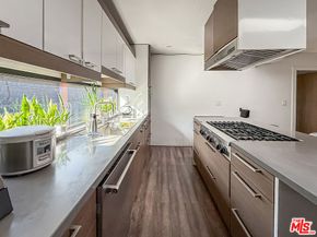 3025 Edgehill Drive, Los Angeles CA 90018