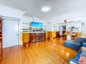 3025 Edgehill Drive, Los Angeles CA 90018