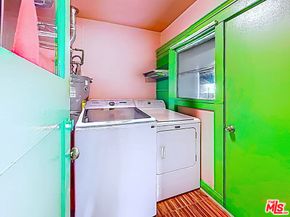 3025 Edgehill Drive, Los Angeles CA 90018