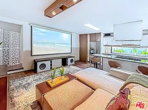 3025 Edgehill Drive, Los Angeles CA 90018