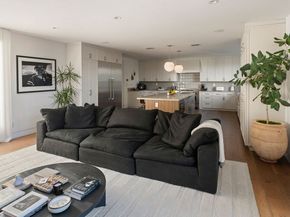 1552 Bel Air Road, Los Angeles CA 90077
