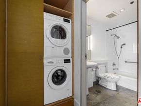 814 S Spring Street 8, Los Angeles CA 90014