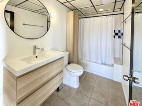 Undisclosed Address #26727157, Los Angeles CA 90012