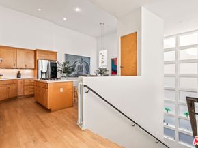 502 Rosecrans Avenue B, Manhattan Beach CA 90266