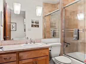 502 Rosecrans Avenue B, Manhattan Beach CA 90266