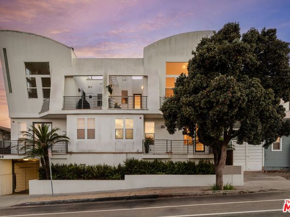 502 Rosecrans Avenue B, Manhattan Beach CA 90266