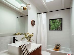 1107 Le Gray Avenue, Los Angeles CA 90042