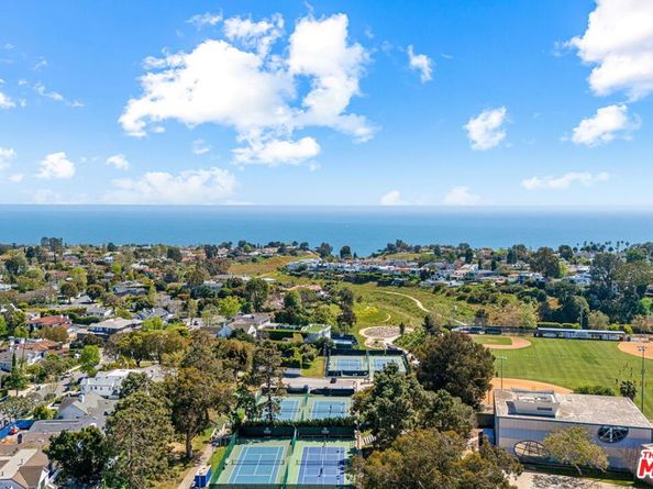 821 ALMA REAL Drive, Pacific Palisades CA 90272