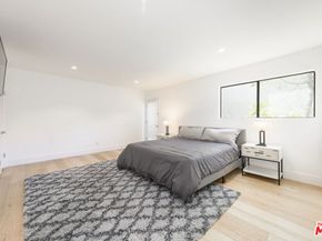 8581 Cole Crest Drive, Los Angeles CA 90046