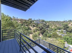 8581 Cole Crest Drive, Los Angeles CA 90046