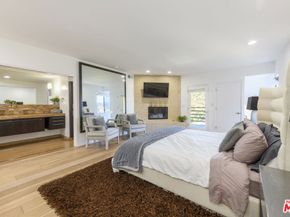 8581 Cole Crest Drive, Los Angeles CA 90046