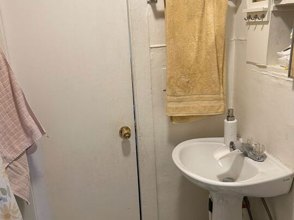 4319 Melbourne Avenue, Los Angeles CA 90027