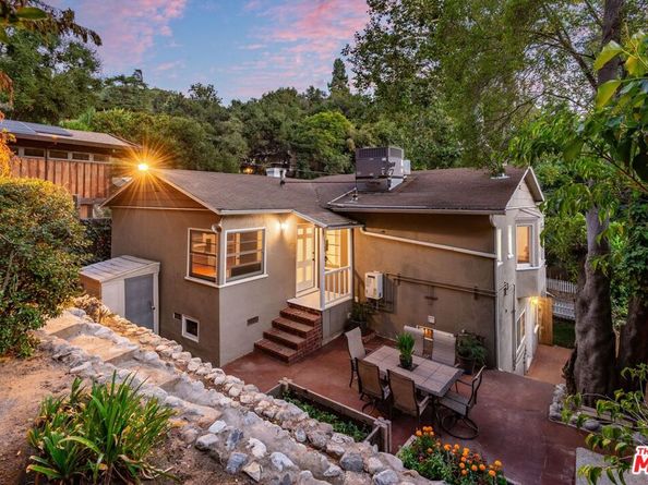 10301 Chrysanthemum Lane, Los Angeles CA 90077