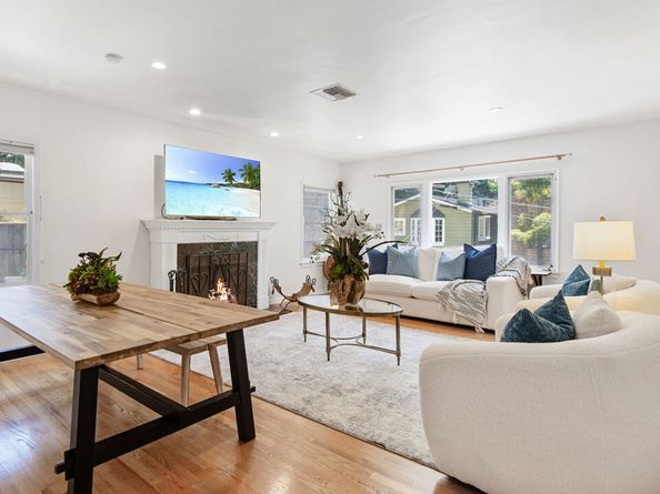 10301 Chrysanthemum Lane, Los Angeles CA 90077