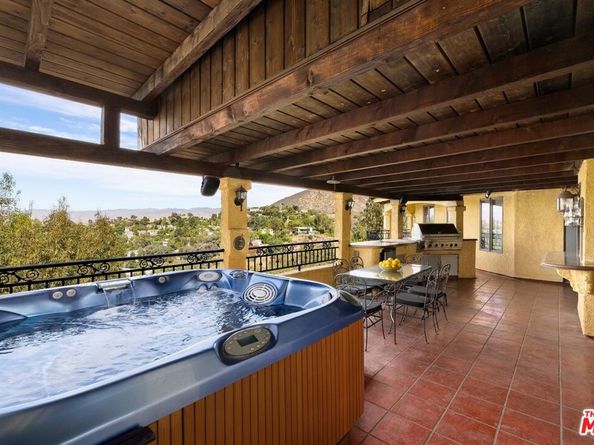 6844 Cahuenga Park Trail, Los Angeles CA 90068