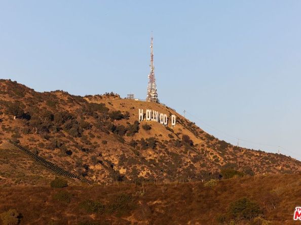 6844 Cahuenga Park Trail, Los Angeles CA 90068