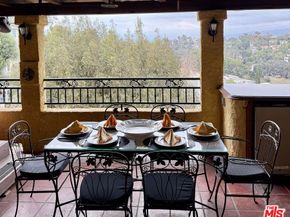 6844 Cahuenga Park Trail, Los Angeles CA 90068