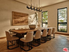 13209 Dobbins Place, Los Angeles CA 90049