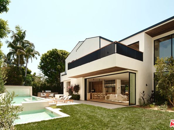 13209 Dobbins Place, Los Angeles CA 90049
