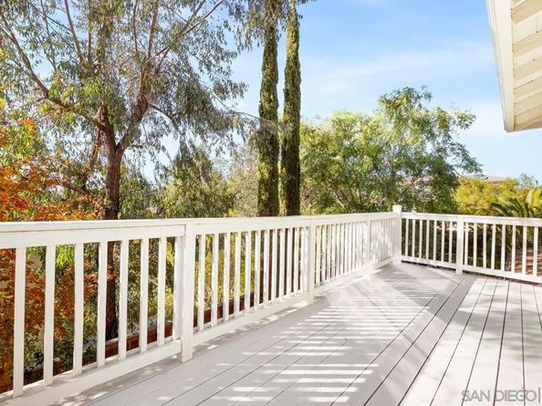 2087 Amparo Ct, Escondido CA 92025