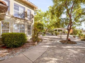 2087 Amparo Ct, Escondido CA 92025