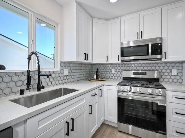 560 11th St, Imperial Beach CA 91932