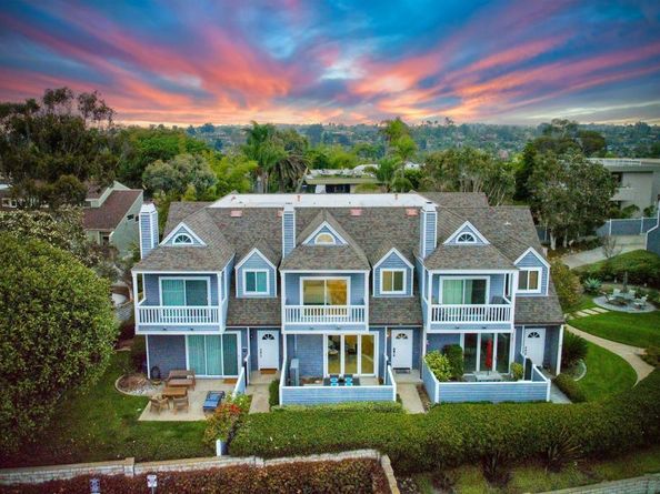 1689 Neptune Ave, Encinitas CA 92024
