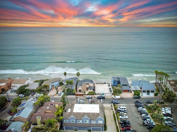 1689 Neptune Ave, Encinitas CA 92024