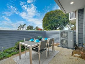 1689 Neptune Ave, Encinitas CA 92024