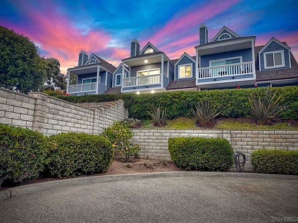 1689 Neptune Ave, Encinitas CA 92024