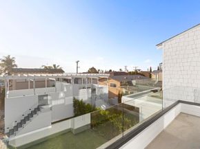 7214 Fay Ave, La Jolla CA 92037