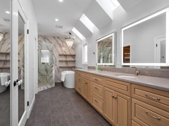 2117 Miramar Drive, Newport Beach CA 92661