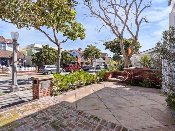 2117 Miramar Drive, Newport Beach CA 92661