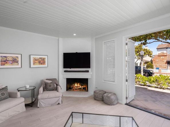 2117 Miramar Drive, Newport Beach CA 92661