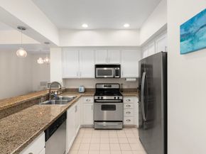 450 J Street 4101, San Diego CA 92101