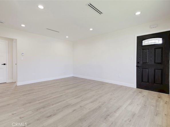 210 W Alameda, Burbank CA 91502