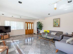 836 Edgemont Street, Los Angeles CA 90029