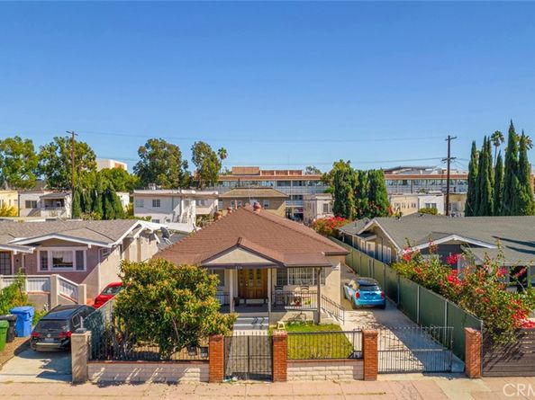 836 Edgemont Street, Los Angeles CA 90029