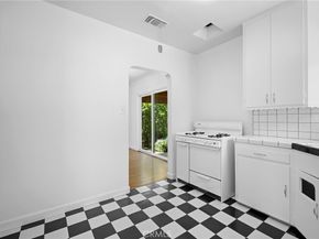 6723 Hazeltine, Van Nuys CA 91405