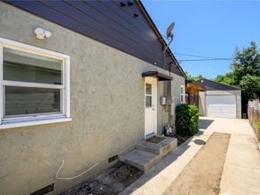 6723 Hazeltine, Van Nuys CA 91405