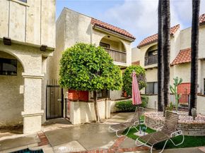 300 N Isabel Street 10, Glendale CA 91206