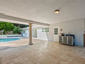 1519 Lynglen Drive, Glendale CA 91206