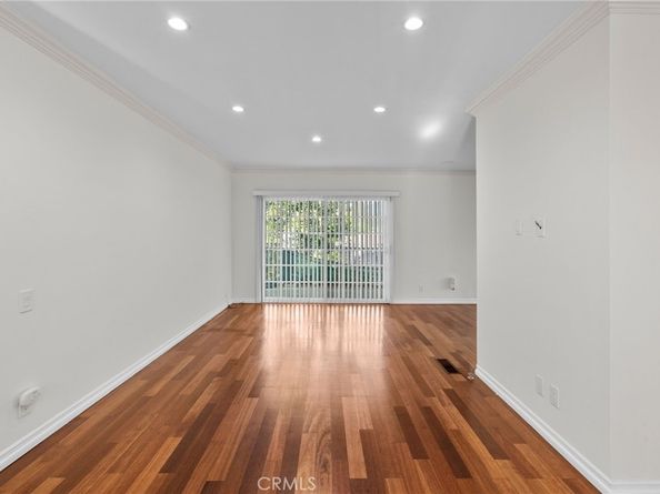 1519 Lynglen Drive, Glendale CA 91206