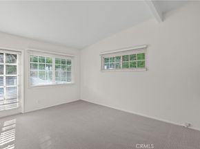 1519 Lynglen Drive, Glendale CA 91206