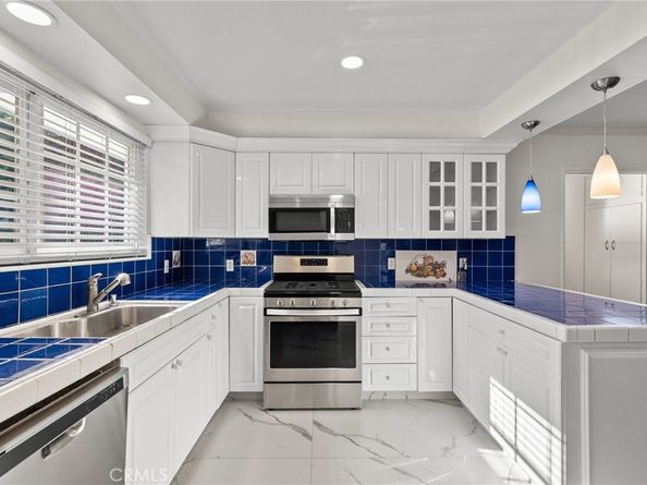 1519 Lynglen Drive, Glendale CA 91206