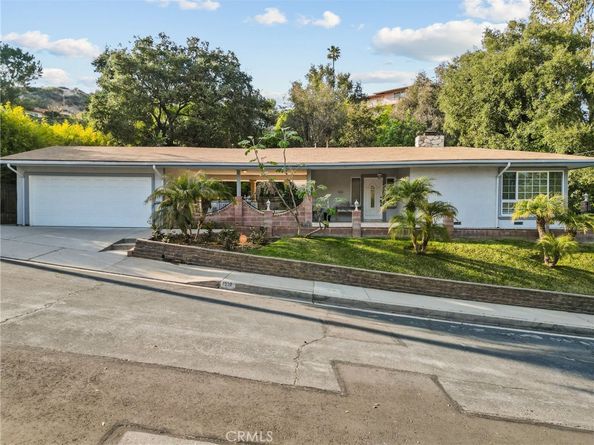 1519 Lynglen Drive, Glendale CA 91206