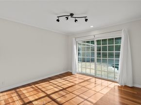 1519 Lynglen Drive, Glendale CA 91206