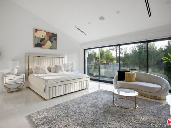 677 Nimes Road, Bel Air CA 90077